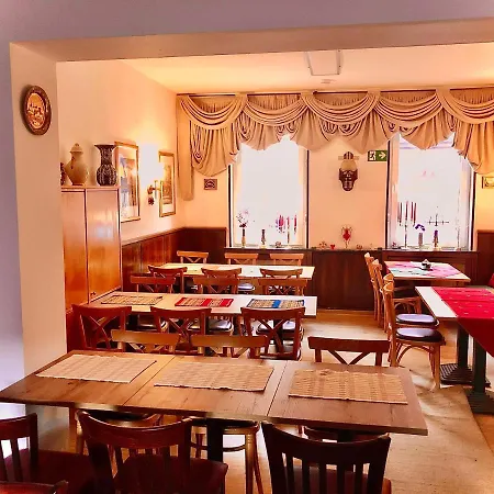 酒店 Andefu Am Kantpark 3*