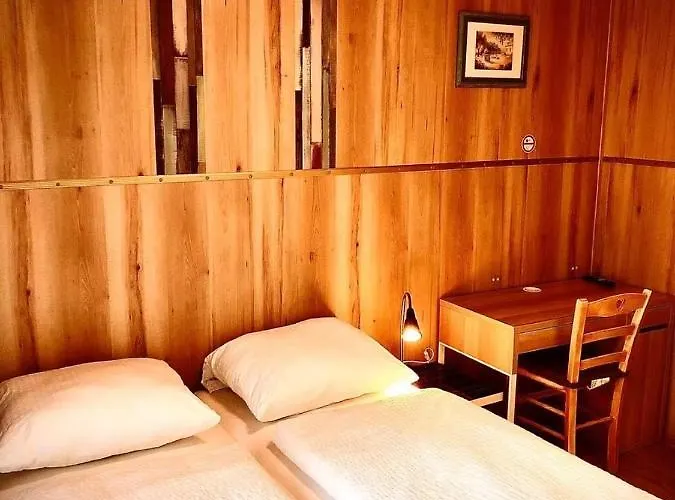 Andefu Am Kantpark Hotell Duisburg