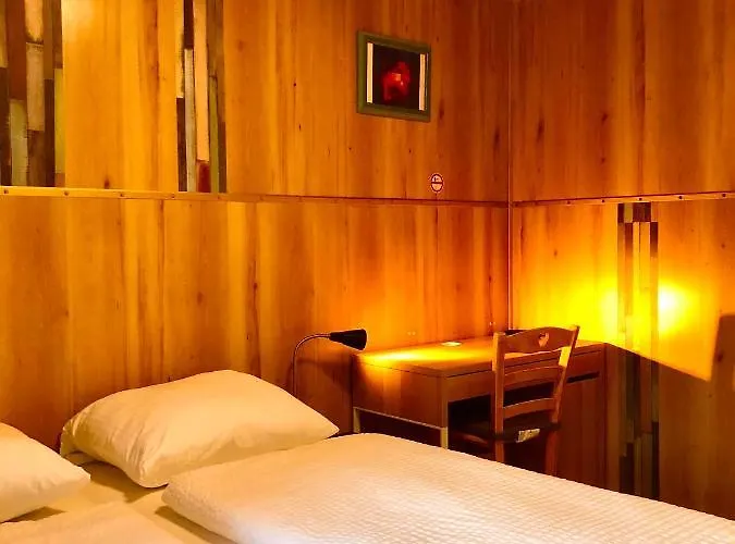 Andefu Am Kantpark 3*